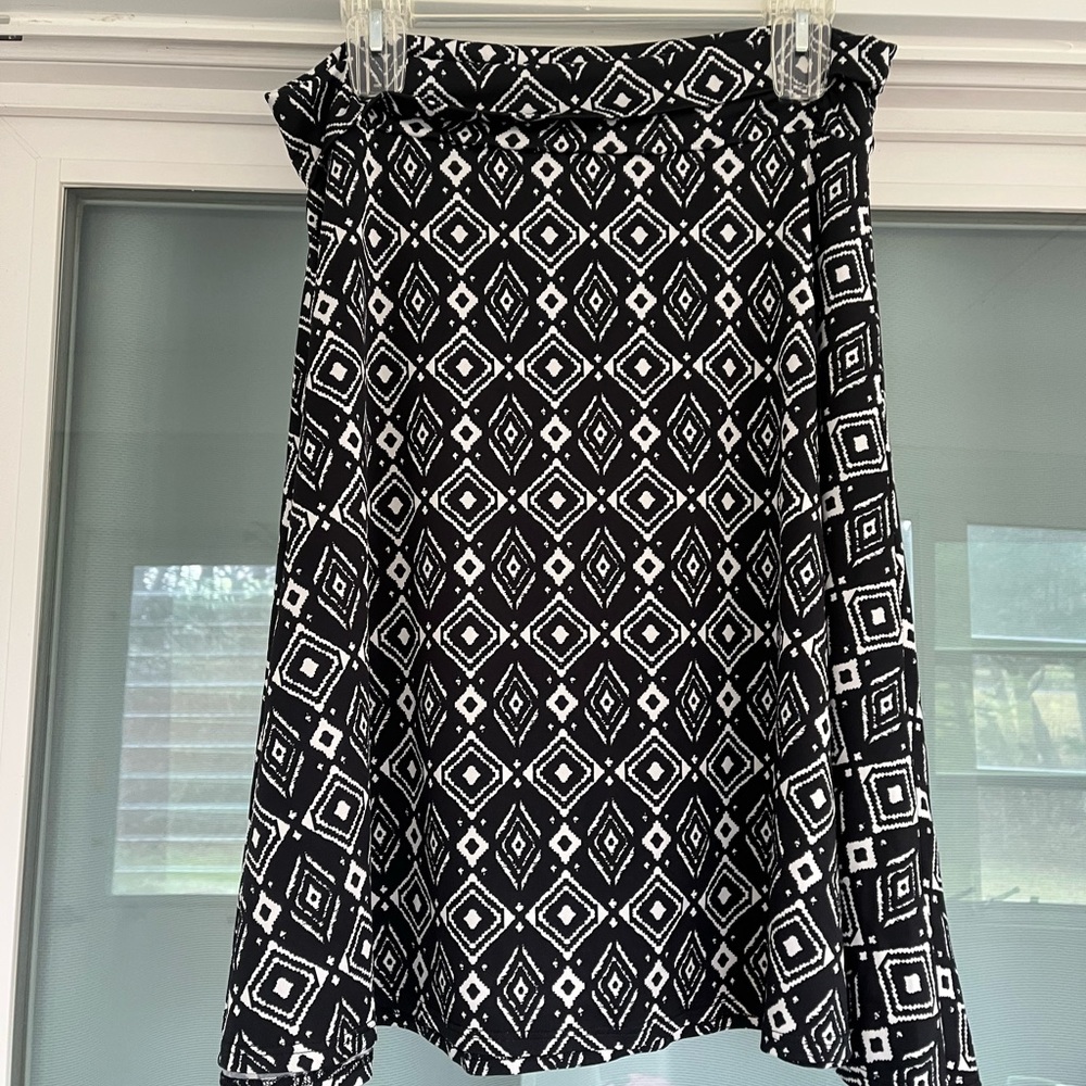LulaRoe Skirt